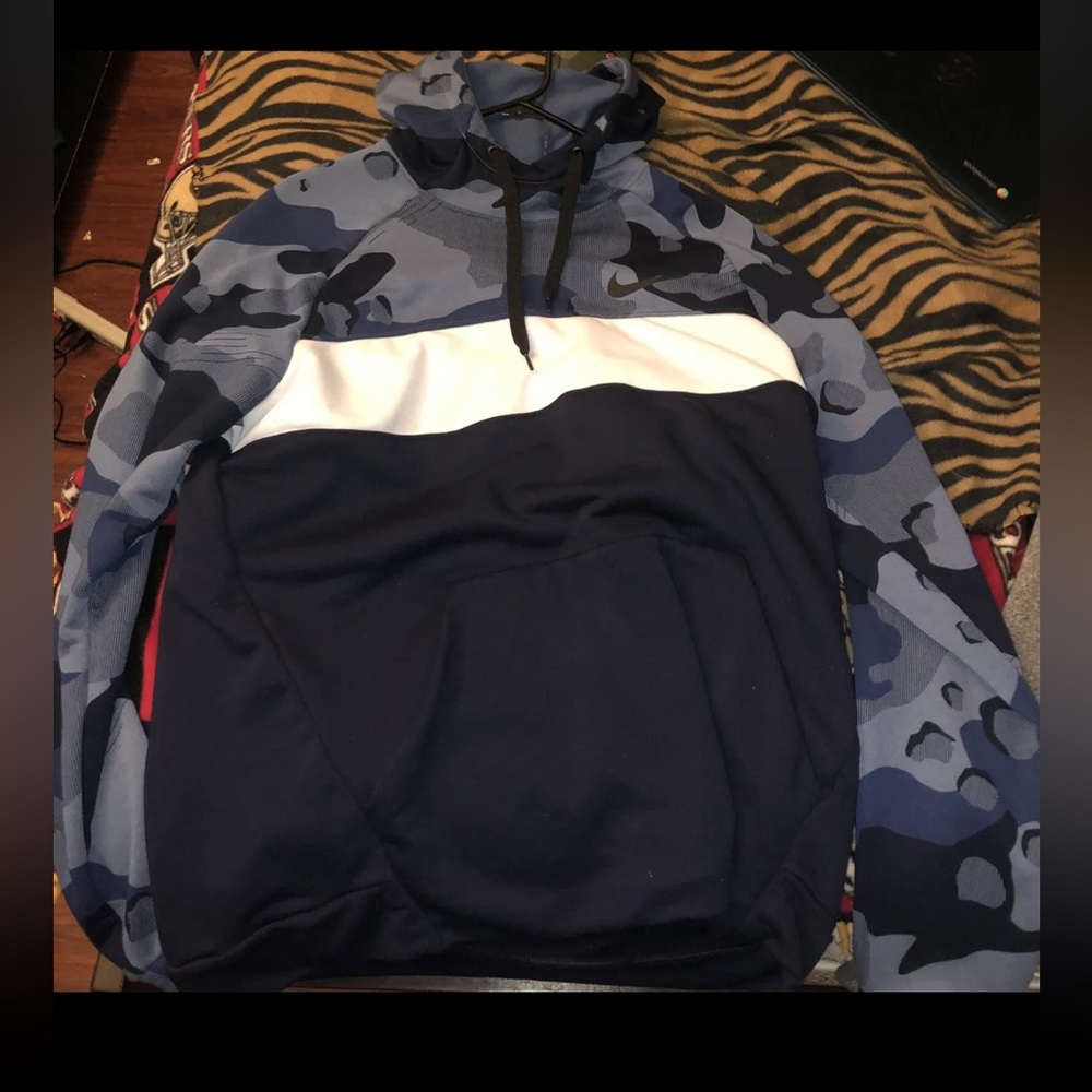 Nike Pullover Hoodie Dry Fit